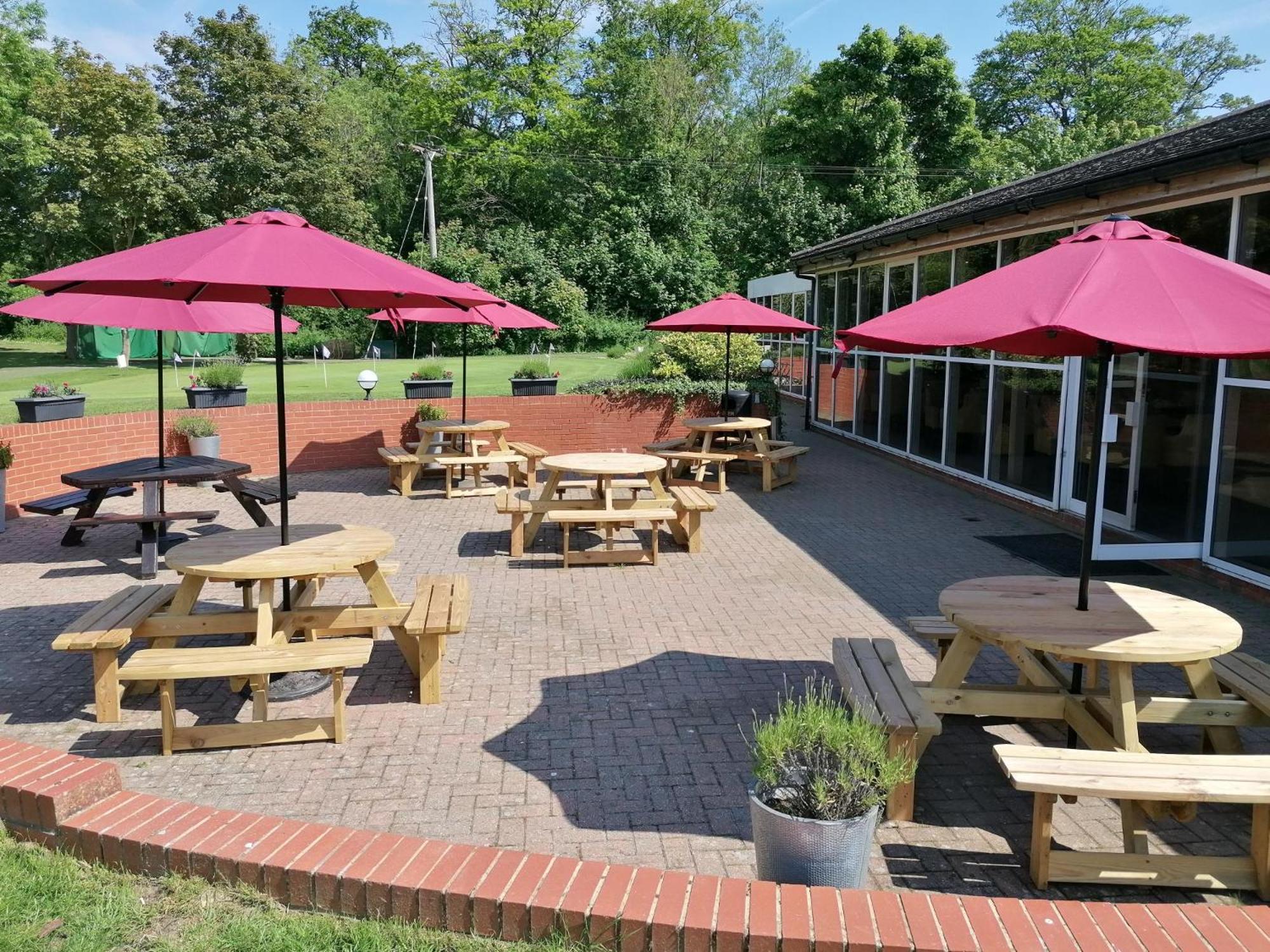 Manor Of Groves Hotel, Golf & Health Club Sawbridgeworth Exterior photo