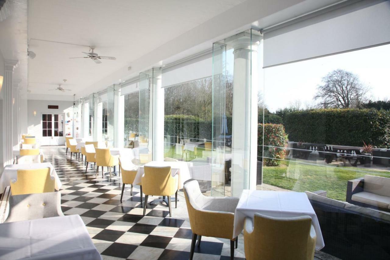 Manor Of Groves Hotel, Golf & Health Club Sawbridgeworth Exterior photo